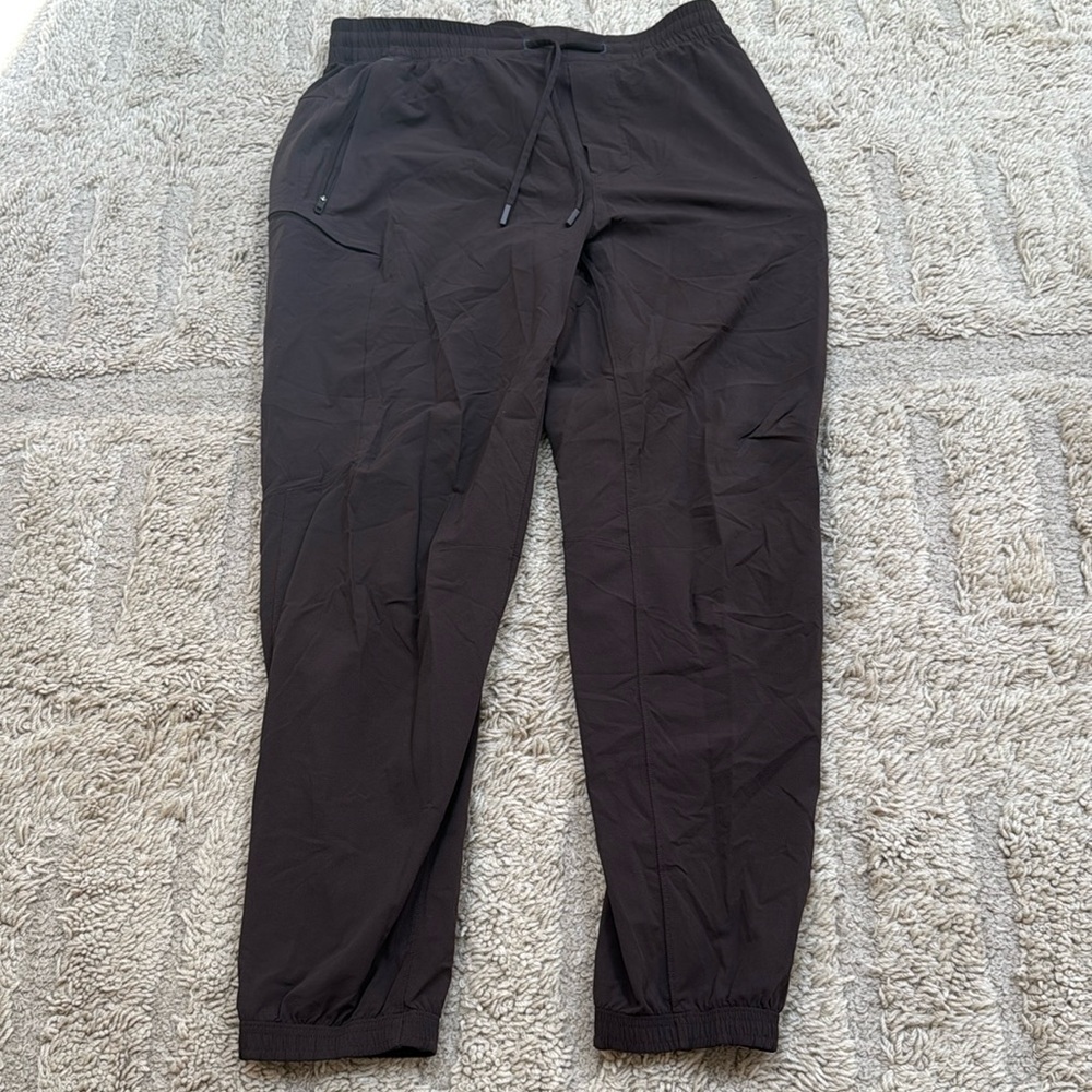 Lululemon men's joggers large brown athletic leisure pants